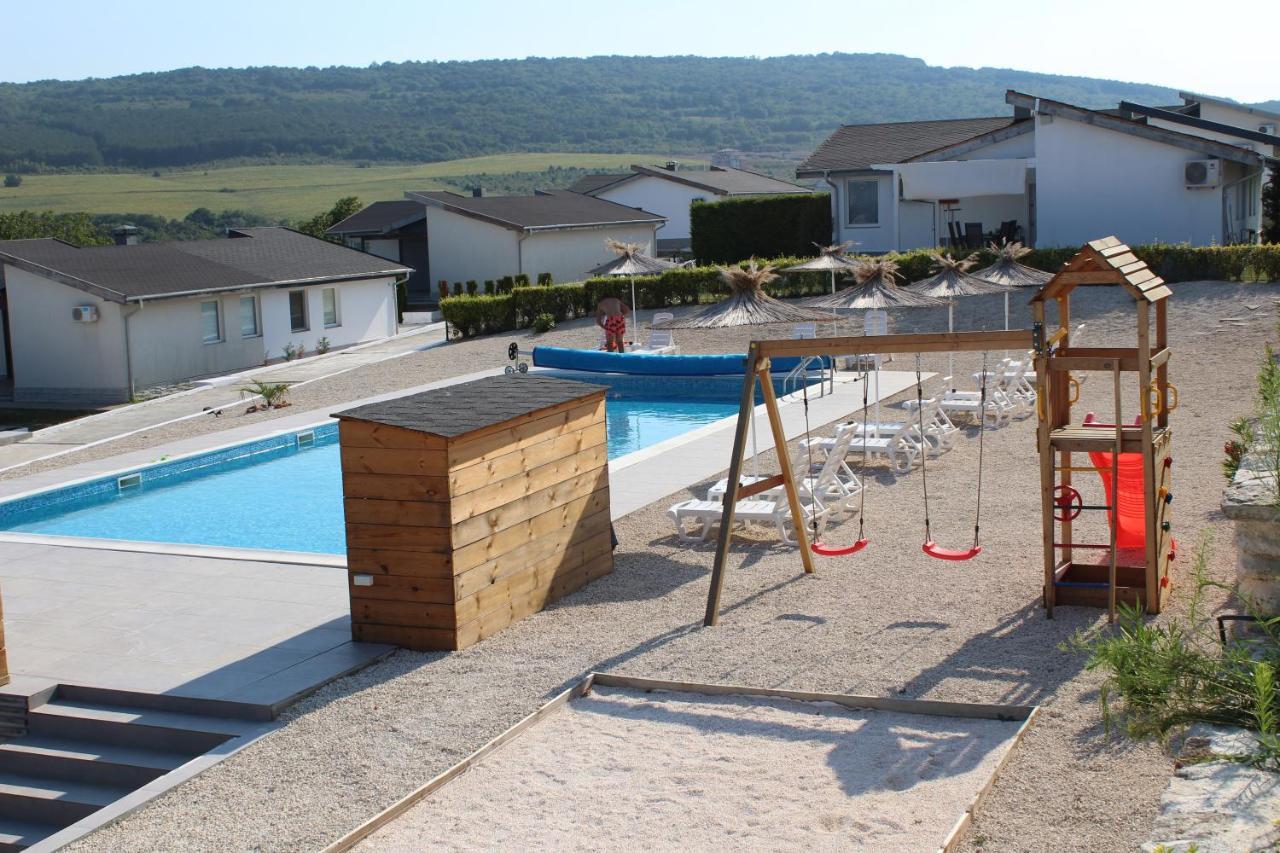 Holiday Villapark - Seaview Albena - Rogachevo - Bulgaria Bagian luar foto